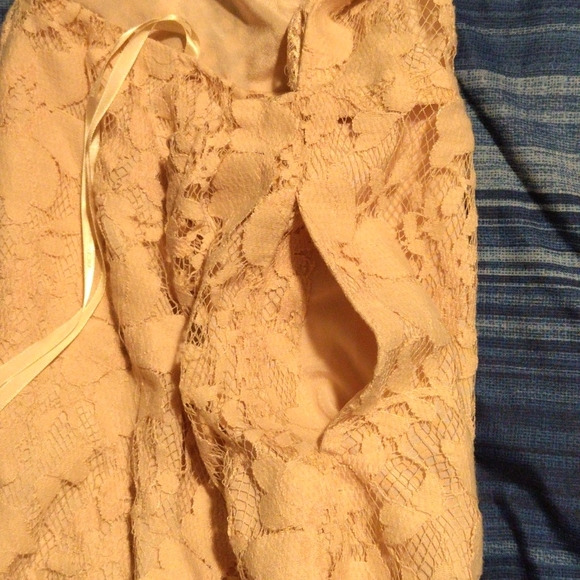 BCBG Lace Dress - Picture 5 of 7